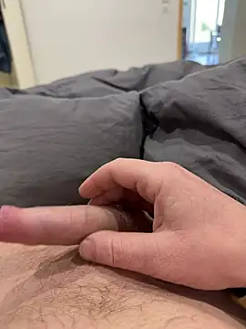 Snapshot of petitsexe52 chatting on March 9, 1:15 pm petitsexe52 online show from March 9, 1:15 pm