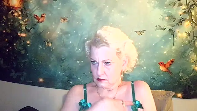 Snapshot of Blondie_the_librarian chatting on March 18, 9:29 pm Blondie the librarian online show from March 18, 9:29 pm