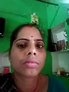 Priyakoli4568 online show from April 4, 8:01 am