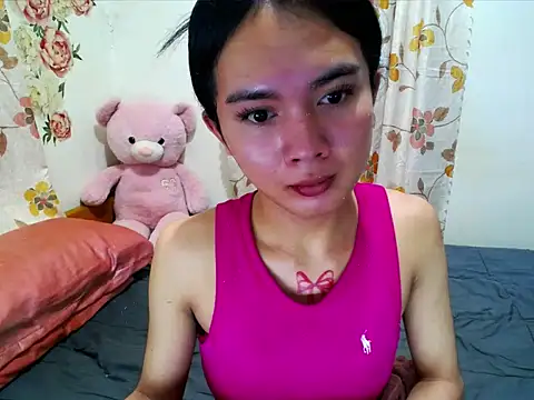 Snapshot of devine_goddess chatting on April 11, 5:28 pm devine goddess online show from April 11, 5:28 pm