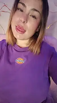 Snapshot of Kennya_Rodriguez chatting on March 29, 7:58 pm Kennya Rodriguez online show from March 29, 7:58 pm