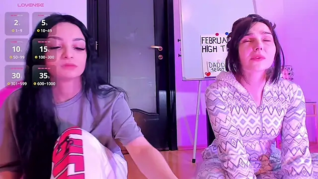 Peanaughty online show from February 21, 8:48 am