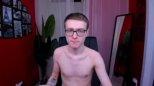 Snapshot of Emmit_Barker chatting on March 5, 10:00 am Emmit Barker online show from March 5, 10:00 am