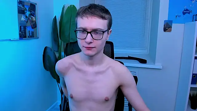 Snapshot of Emmit_Barker chatting on March 13, 10:11 am Emmit Barker online show from March 13, 10:11 am