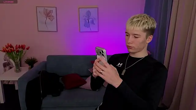 KevinParke online show from March 30, 10:38 am