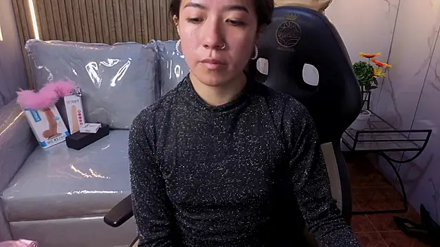 Lynn turner online show from February 11, 1:27 pm