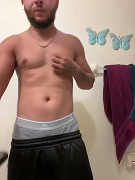 Tu PaPi Favorito online show from July 31, 9:47 pm