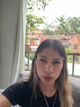 Mia Rosee1 online show from May 30, 10:51 pm