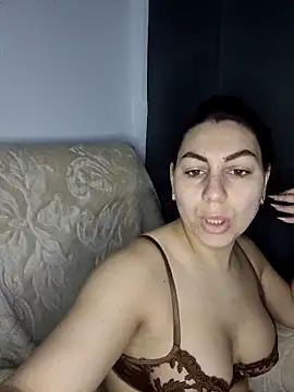 Snapshot of AbellaDesiree chatting on March 10, 4:06 am AbellaDesiree online show from March 10, 4:06 am