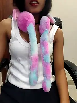 -Sapna001 online show from February 15, 7:43 pm