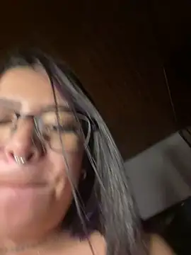 Violetx19 online show from January 31, 9:35 pm