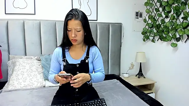 double temptation  online show from February 25, 12:37 pm