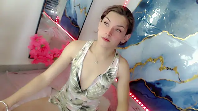 NathalialLooes online show from June 5, 5:14 am