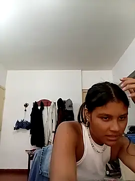 Snapshot of Morochitamika chatting on February 23, 6:49 pm Morochitamika online show from February 23, 6:49 pm