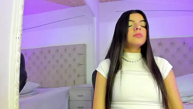 KarelyMitchel online show from February 18, 1:51 pm