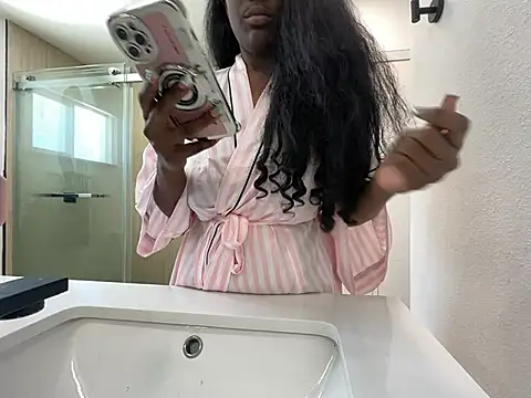 Snapshot of Anadia_Starr chatting on April 3, 8:07 pm Anadia Starr online show from April 3, 8:07 pm