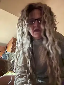 Sapphire691 online show from February 11, 5:23 am