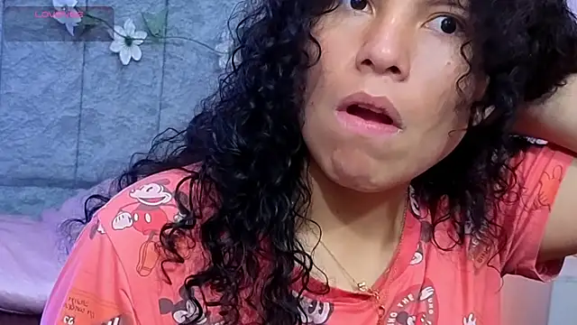 Zoe-yanin online show from February 5, 11:37 am