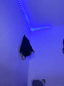 Snapshot of dominick_fran chatting on March 3, 7:36 am dominick fran online show from March 3, 7:36 am