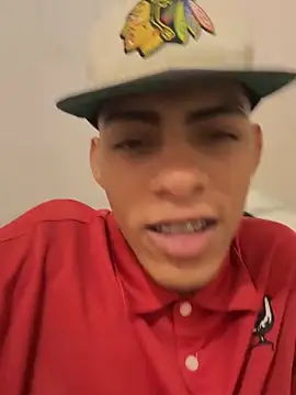 Snapshot of dominick_fran chatting on March 11, 9:43 pm dominick fran online show from March 11, 9:43 pm