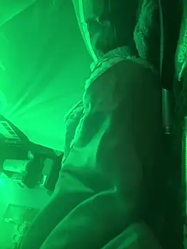 ThridLegTj online show from April 23, 12:29 pm