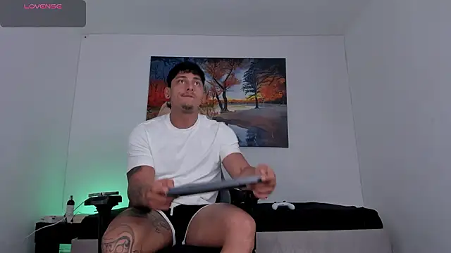 Snapshot of ryanwhite3 chatting on March 13, 1:12 am ryanwhite3 online show from March 13, 1:12 am