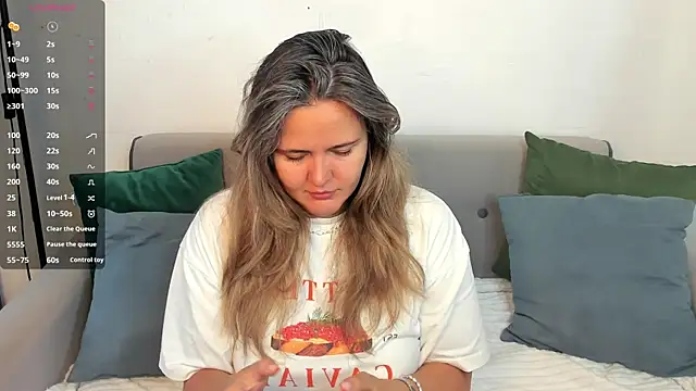 LilyBel online show from July 2, 1:05 am