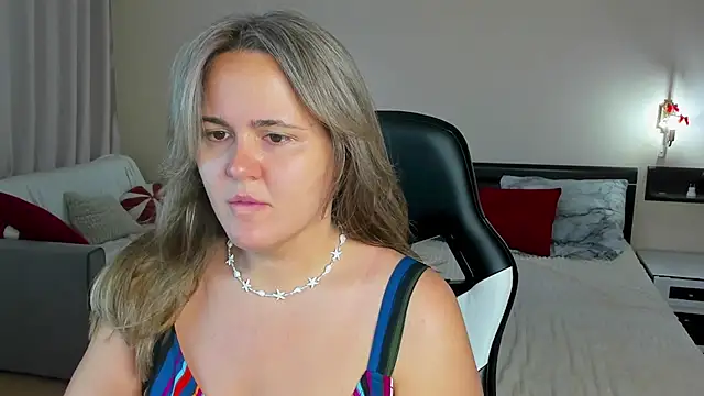 LilyBel online show from July 11, 12:57 am