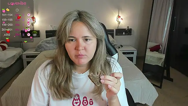 LilyBel online show from July 16, 12:49 am