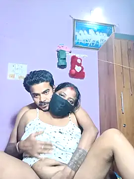 Fetish-Couple2 online show from March 8, 8:45 pm