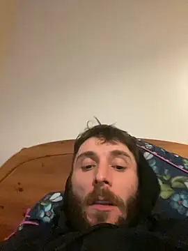 pezzerb7 online show from February 5, 8:24 pm