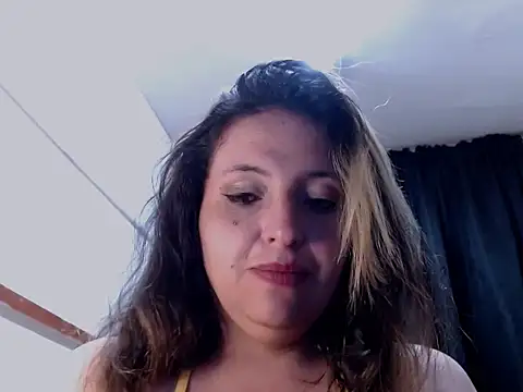 KENDRA-HONEY online show from March 21, 3:04 pm