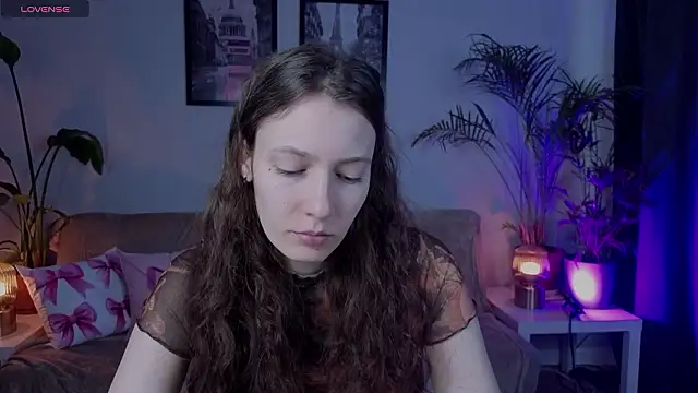 VioletaBloom online show from February 10, 7:12 am