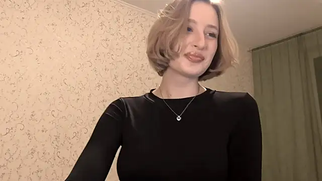 Snapshot of DeliciaBagnoli chatting on March 5, 5:20 pm DeliciaBagnoli online show from March 5, 5:20 pm