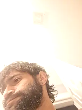 Snapshot of TrndSettr chatting on February 26, 1:15 am TrndSettr online show from February 26, 1:15 am