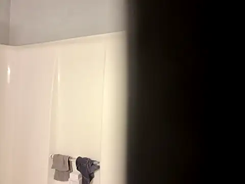 Snapshot of TrndSettr chatting on March 11, 10:49 pm TrndSettr online show from March 11, 10:49 pm