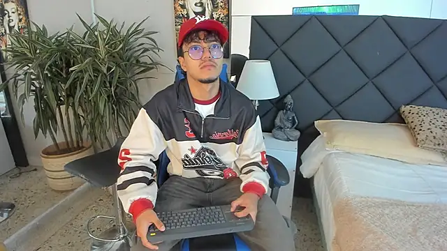 kai storn online show from March 15, 11:27 am