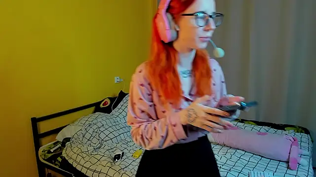 MoonScar online show from February 11, 2:44 pm