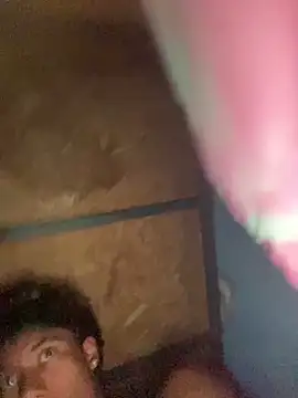 Snapshot of Adan21_cm chatting on March 10, 6:18 am Adan21 cm online show from March 10, 6:18 am