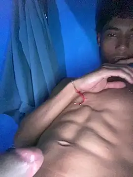 Snapshot of Adan21_cm chatting on March 14, 6:52 am Adan21 cm online show from March 14, 6:52 am