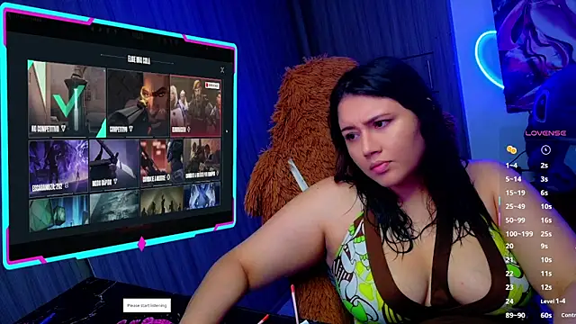 Snapshot of ALIS_E_G chatting on April 5, 7:44 pm ALIS E G online show from April 5, 7:44 pm