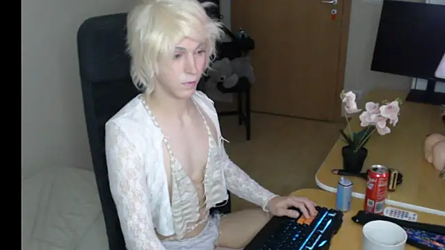 Pearl Inferno online show from February 8, 6:11 pm