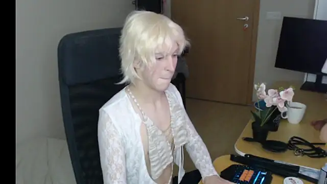 Pearl Inferno online show from February 9, 6:23 pm