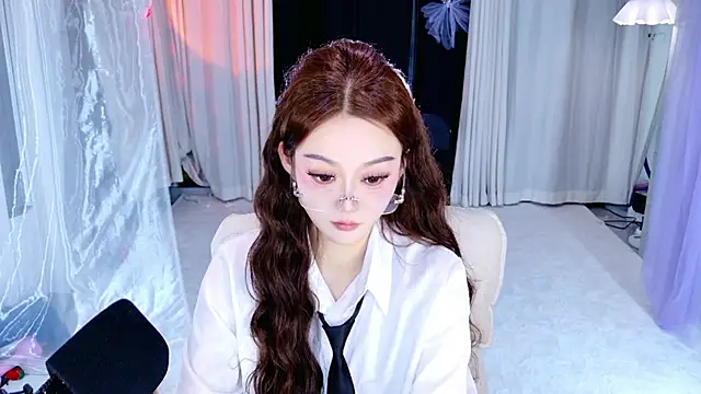 Dancer Lucky-Nini online show from February 3, 9:58 am