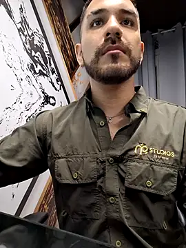 noa desire online show from March 7, 4:42 am