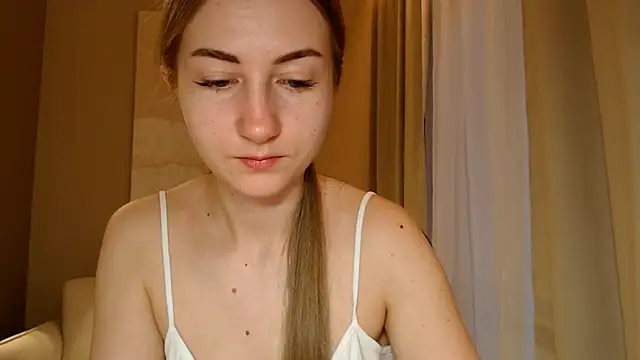 BluueSilk online show from December 21, 5:58 am