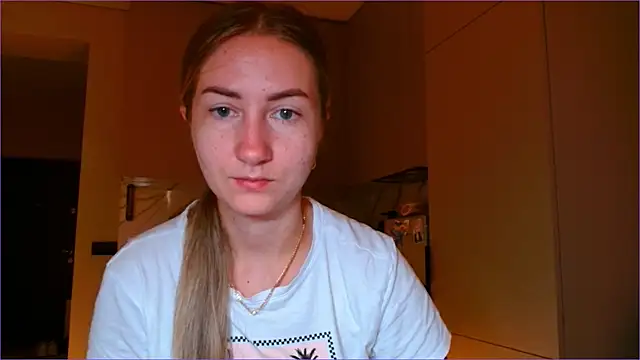 BluueSilk online show from November 6, 5:41 am