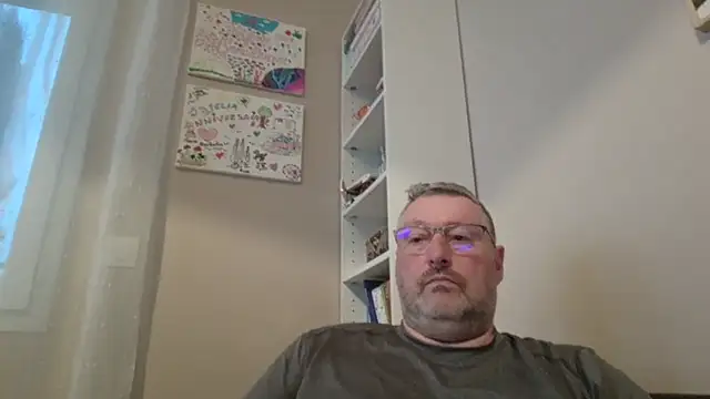 doudou310 online show from March 11, 5:35 am