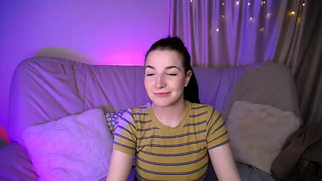 AliceChanel online show from May 16, 3:47 am