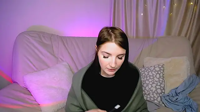AliceChanel online show from May 24, 3:33 am